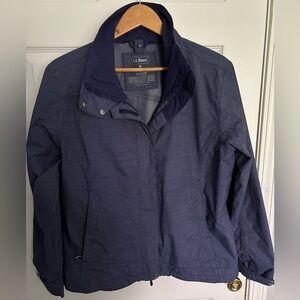 Size medium rain jacket.